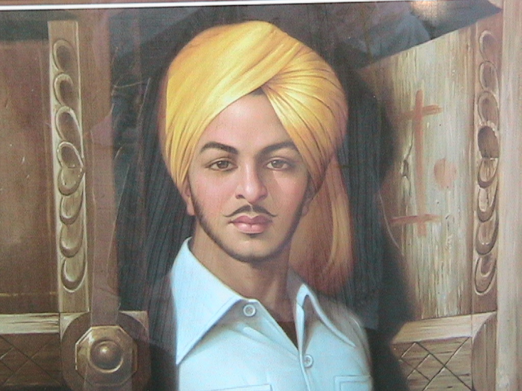Bhagat Singh Photos With Gun