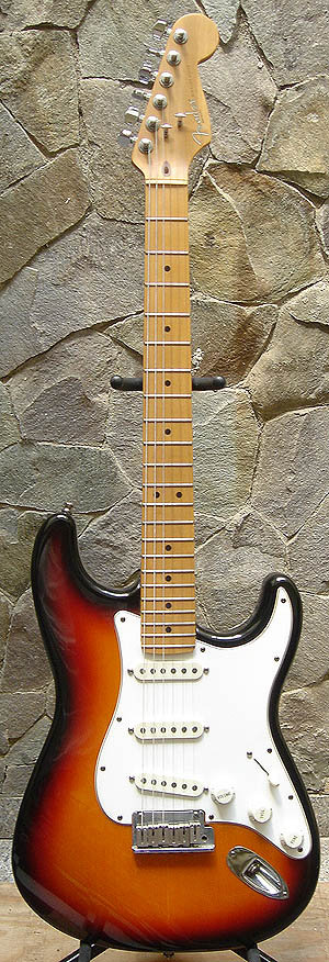 Fender Stratocaster Sunburst Maple