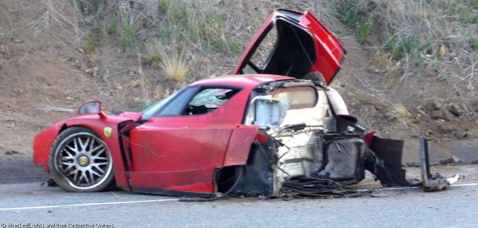 Ferrari Enzo Crash Test