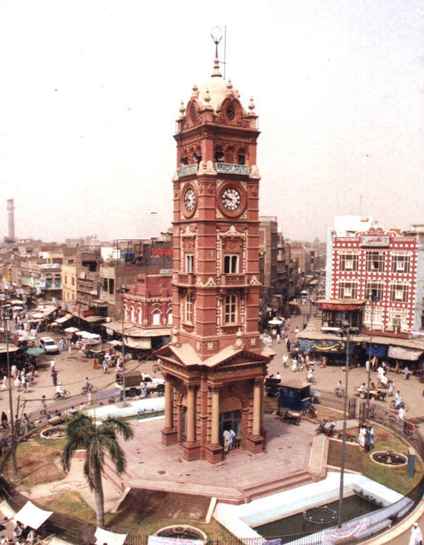 Ghanta Ghar Faisalabad History