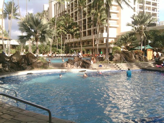 Hilton Hawaiian Village Waikiki Beach Resort Reviews