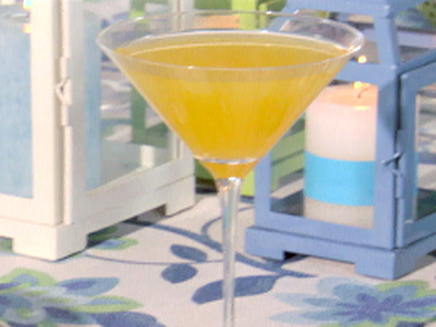 Martini Pour Count
