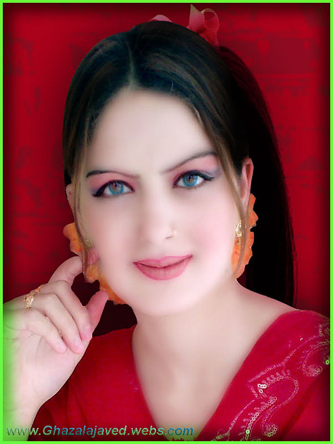 Pashto Singer Ghazala Javed Pictures