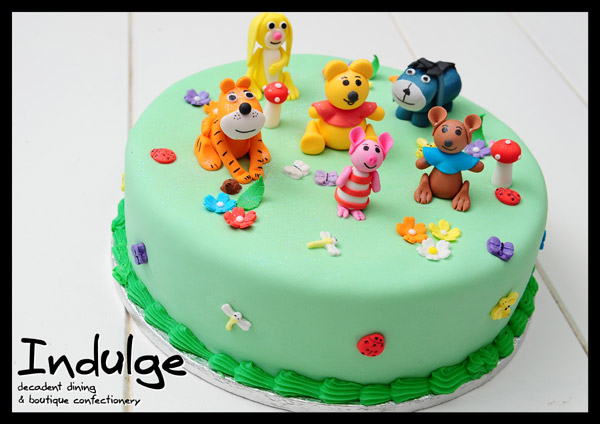 Pooh Face Cake